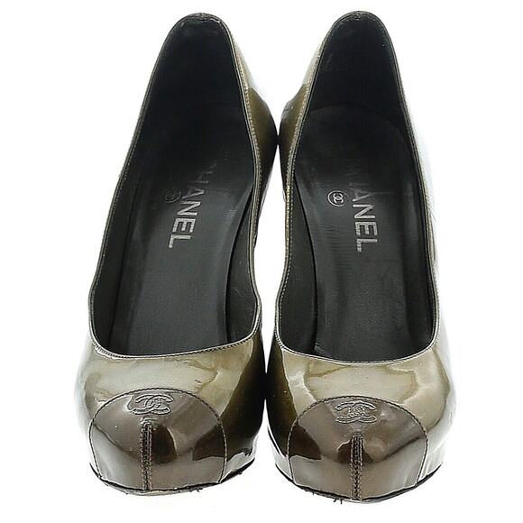 Authentic CHANEL Green Black Patent Leather Stiletto Shoes CC Logo Size EU 39.5 - Picture 1 of 10